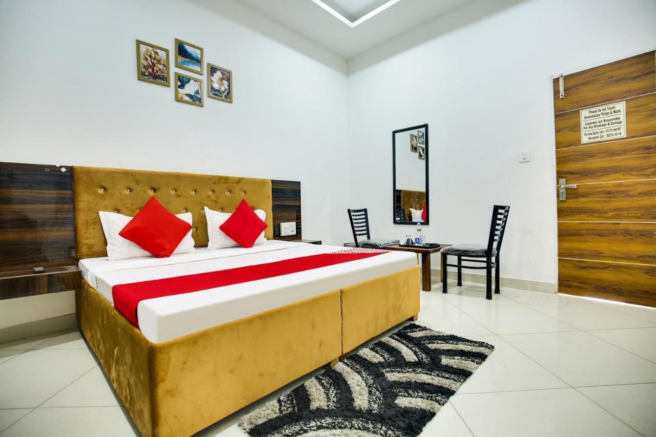 Flagship Hotel Cozy Comfort Ludhiana Extérieur photo